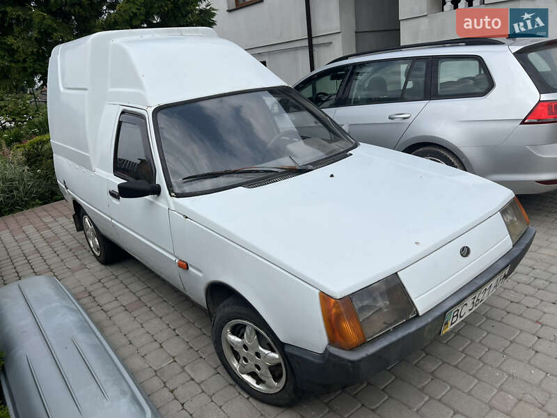 Грузовой фургон ЗАЗ 11055 2005 в Львове