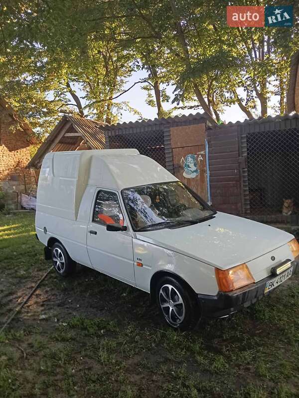 Пікап ЗАЗ 11055 2004 в Тернополі фото Пікап ЗАЗ 11055 2004 в Тернополі