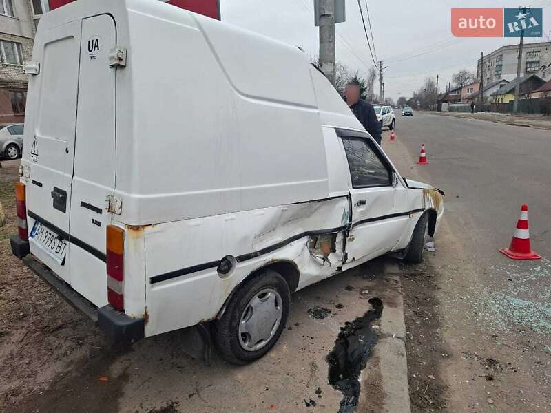 Вантажний фургон ЗАЗ 11055 2008 в Житомирі