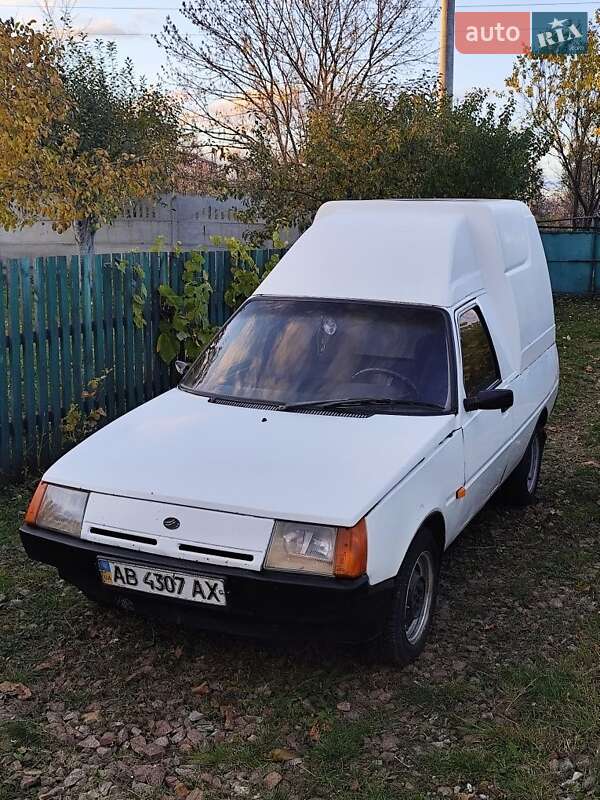 Грузовой фургон ЗАЗ 11055 2004 в Андрушевке фото Грузовой фургон ЗАЗ 11055 2004 в Андрушевке