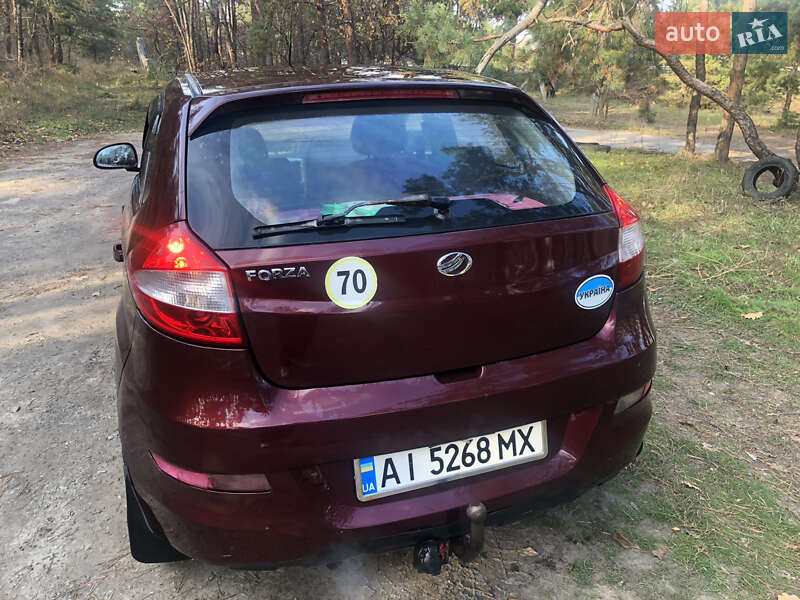 Хэтчбек ЗАЗ Forza 2011 в Украинке