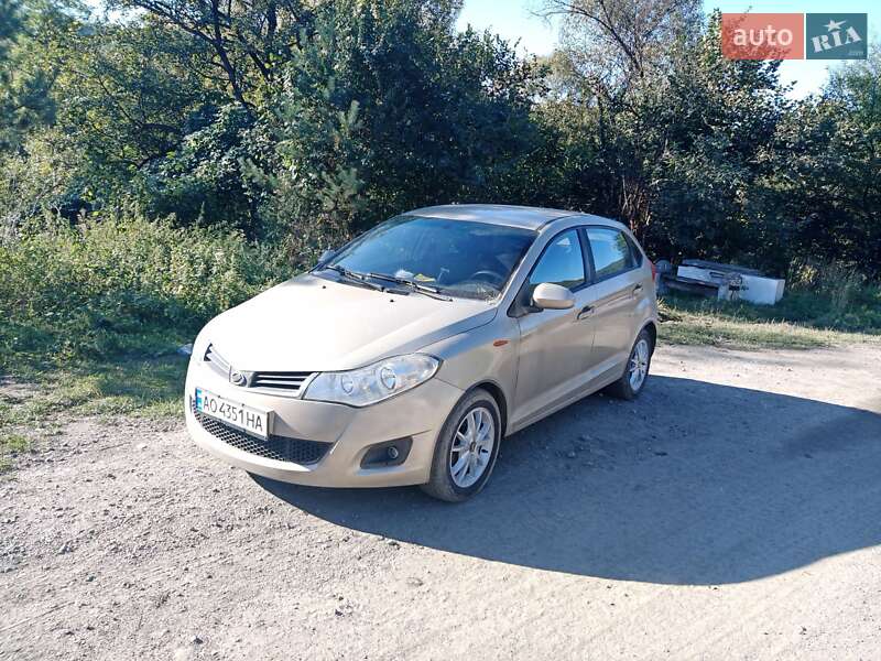 Хэтчбек ЗАЗ Forza 2012 в Воловце фото 2 Хэтчбек ЗАЗ Forza 2012 в Воловце