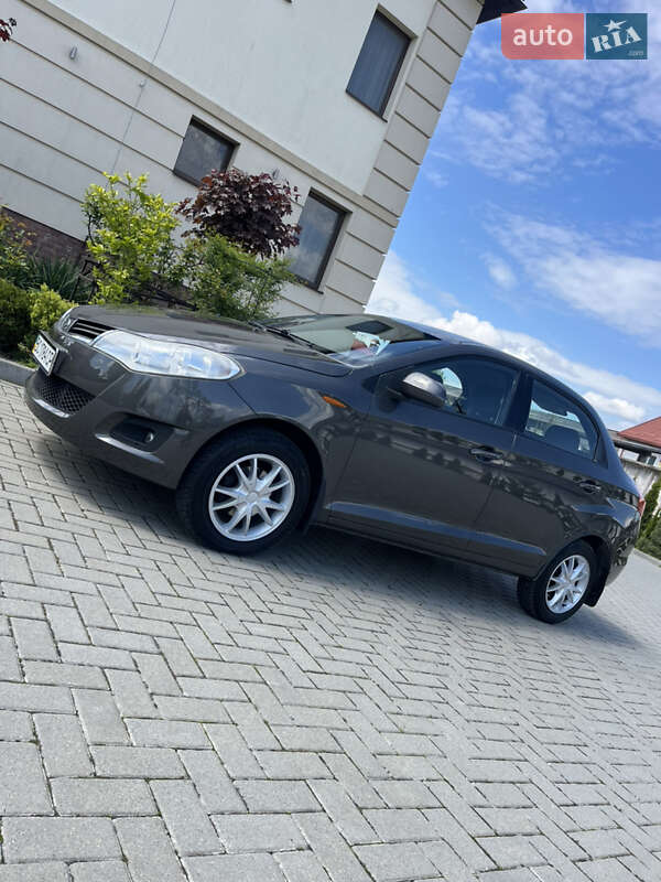 Лифтбек ЗАЗ Forza 2012 в Золочеве