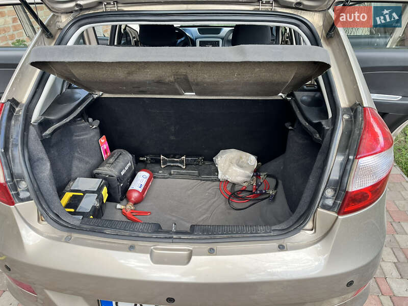 Хэтчбек ЗАЗ Forza 2015 в Александровке фото 5 Хэтчбек ЗАЗ Forza 2015 в Александровке