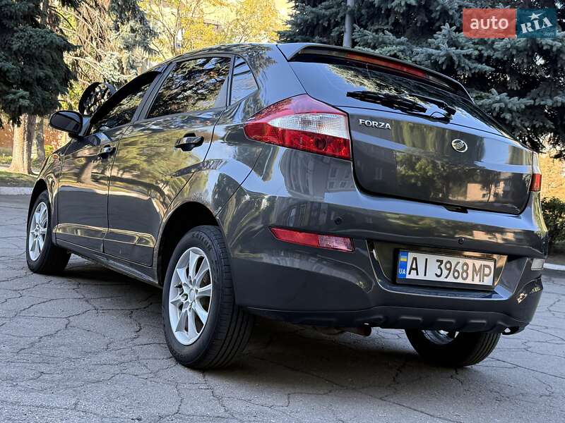 Хэтчбек ЗАЗ Forza 2015 в Каменском