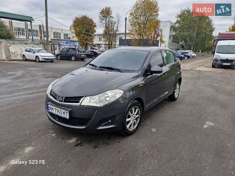 Хетчбек ЗАЗ Forza 2015 в Черняхові