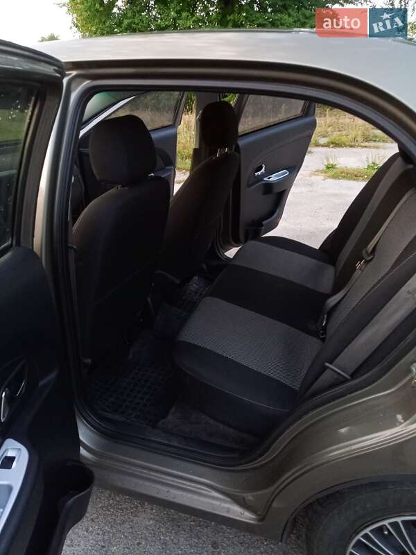 Лифтбек ЗАЗ Forza 2012 в Звягеле фото 6 Лифтбек ЗАЗ Forza 2012 в Звягеле