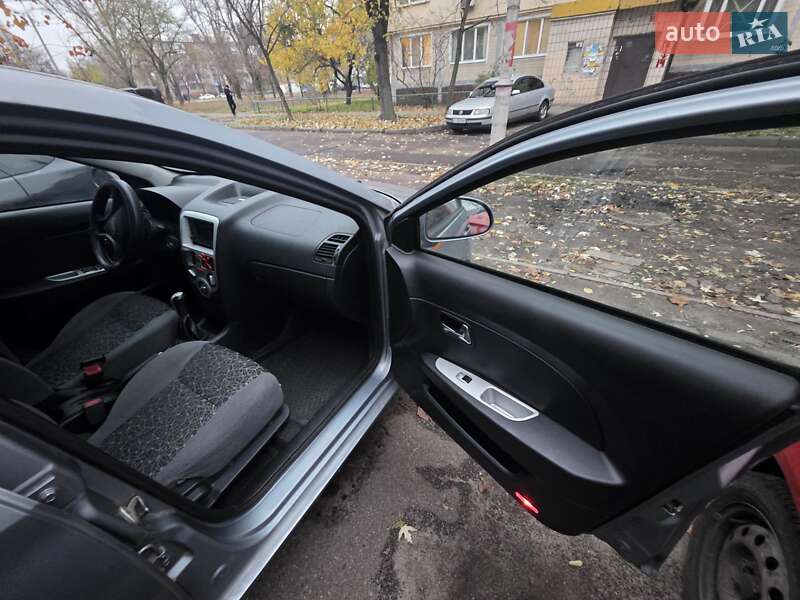 Лифтбек ЗАЗ Forza 2012 в Киеве