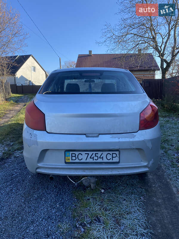 Лифтбек ЗАЗ Forza 2011 в Золочеве