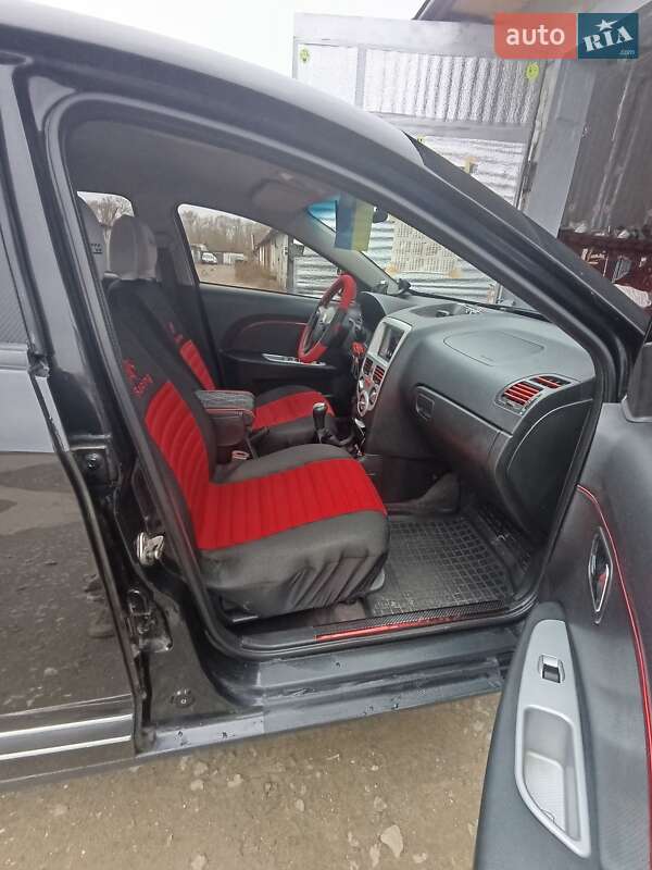 Лифтбек ЗАЗ Forza 2012 в Староконстантинове