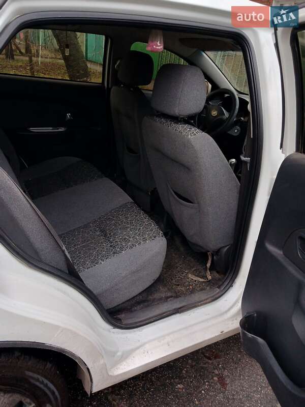 Хэтчбек ЗАЗ Forza 2011 в Сумах фото 3 Хэтчбек ЗАЗ Forza 2011 в Сумах