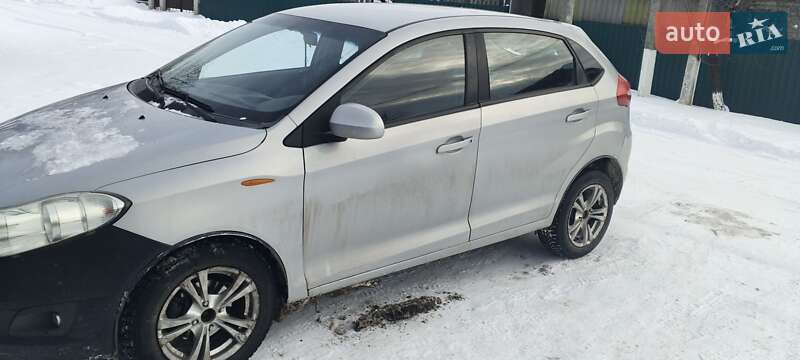 Хэтчбек ЗАЗ Forza 2012 в Синельниково