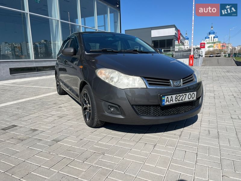 Хэтчбек ЗАЗ Forza 2015 в Киеве фото 3 Хэтчбек ЗАЗ Forza 2015 в Киеве