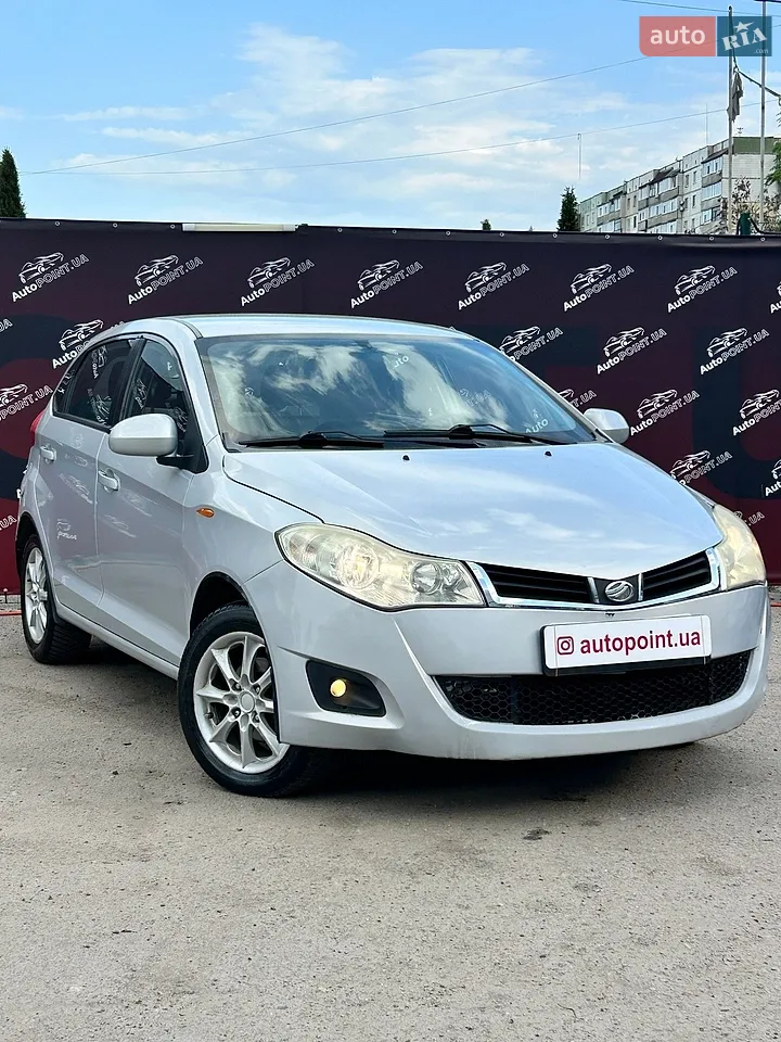 2010 Skoda Fabia - мініатюра 38