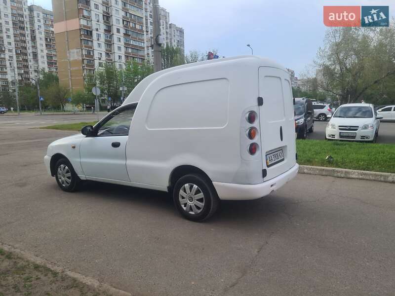 Вантажний фургон ЗАЗ Lanos Cargo 2011 в Києві