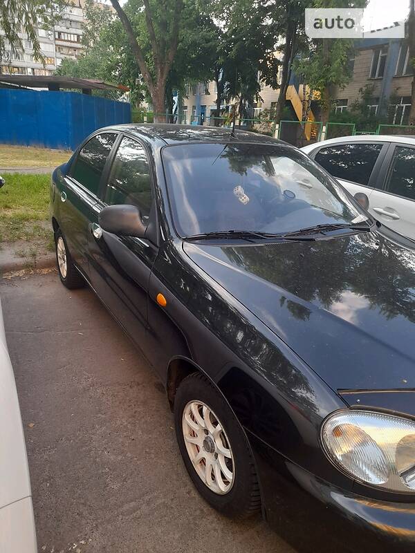 Седан ЗАЗ Lanos 2010 в Киеве