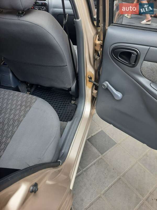 Седан ЗАЗ Lanos 2011 в Дружковке