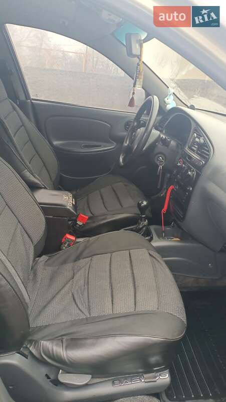 Седан ЗАЗ Lanos 2010 в Царичанці