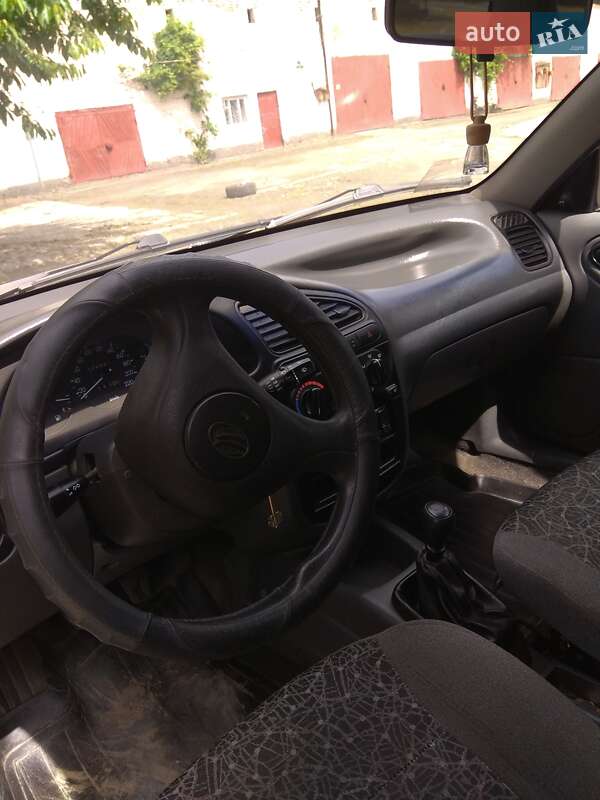 Седан ЗАЗ Lanos 2010 в Полонном