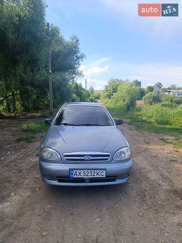 Седан ЗАЗ Lanos 2010 в Харкові