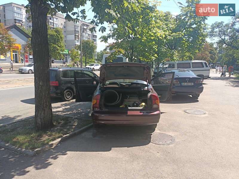 Седан ЗАЗ Lanos 2011 в Киеве