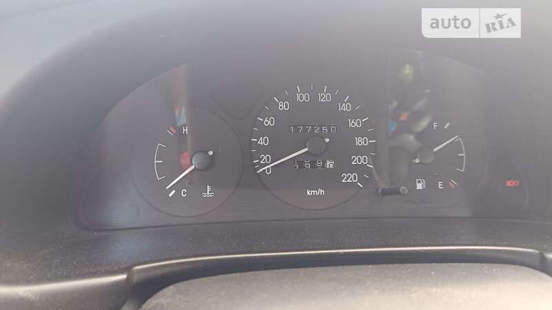 Хетчбек ЗАЗ Lanos 2011 в Ірпені