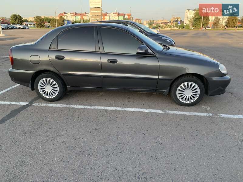 Седан ЗАЗ Lanos 2014 в Киеве