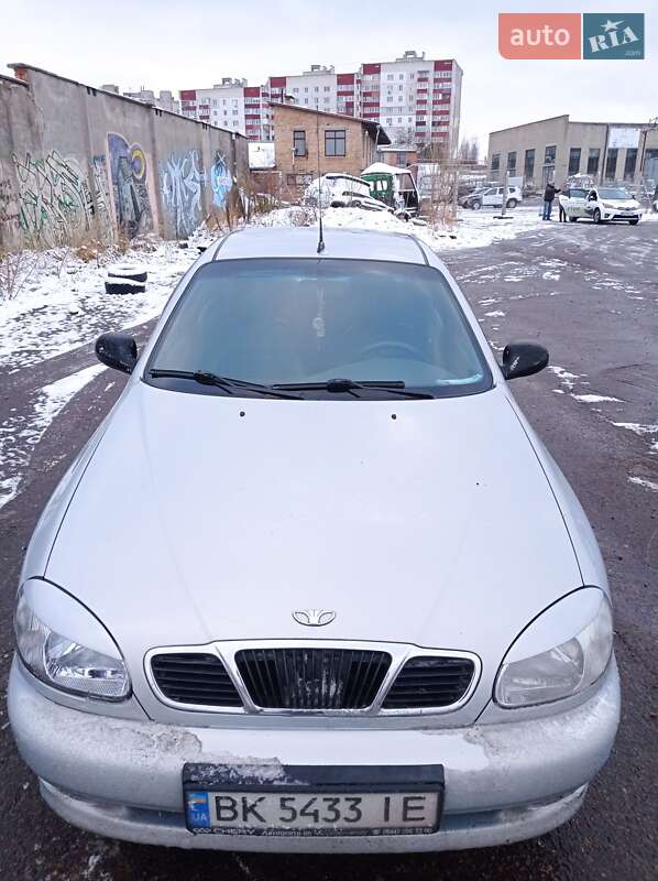 Седан ЗАЗ Lanos 2011 в 