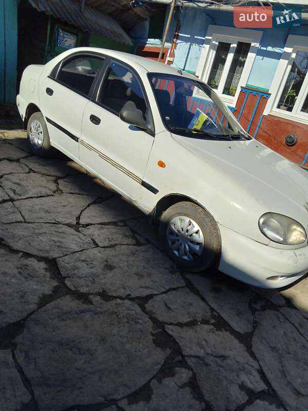 Седан ЗАЗ Lanos 2009 в Снятине