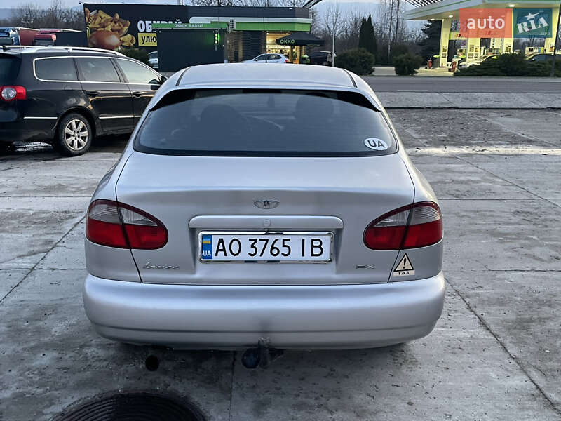Седан ЗАЗ Lanos 2005 в Солотвині