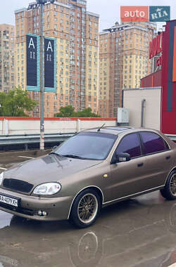 Хэтчбек ЗАЗ Lanos 2012 в Киеве