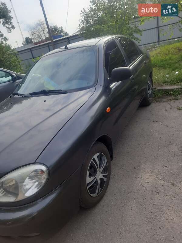 Седан ЗАЗ Lanos 2011 в Павлограде