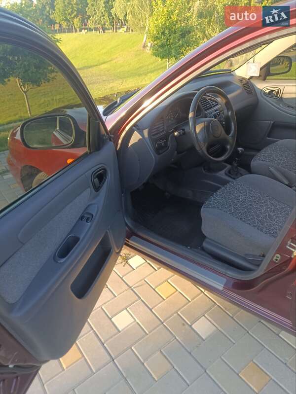 Седан ЗАЗ Lanos 2011 в Києві