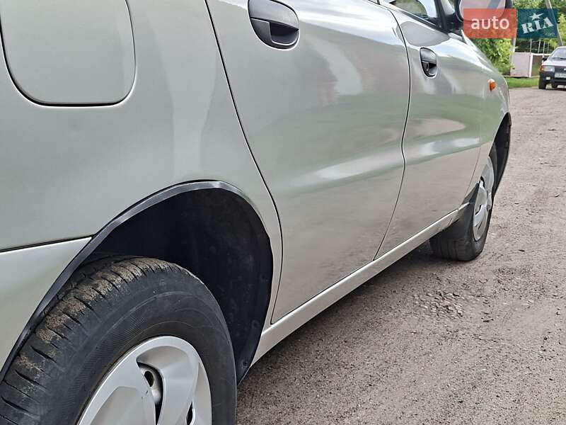 Седан ЗАЗ Lanos 2010 в Ніжині