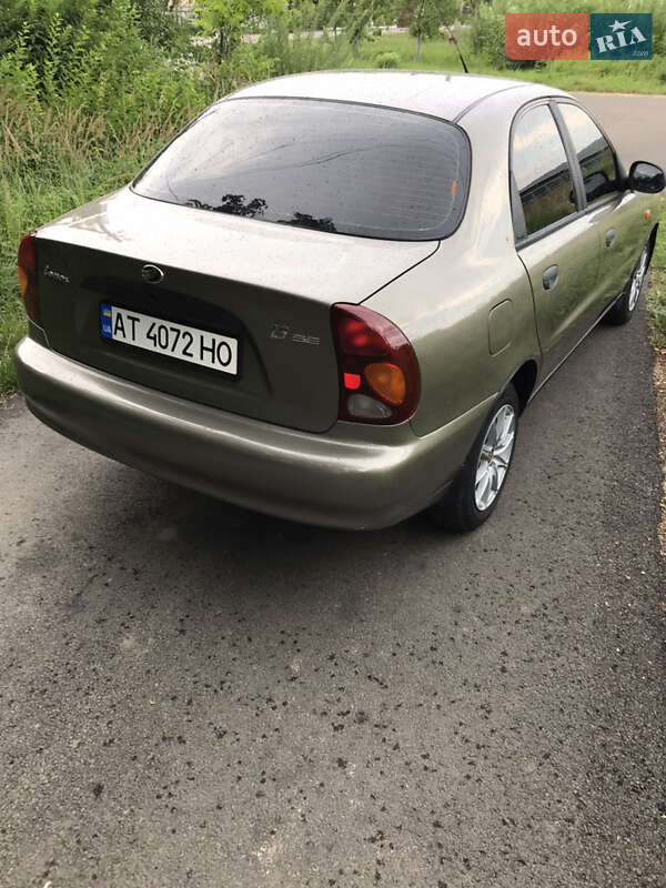 Седан ЗАЗ Lanos 2011 в Івано-Франківську