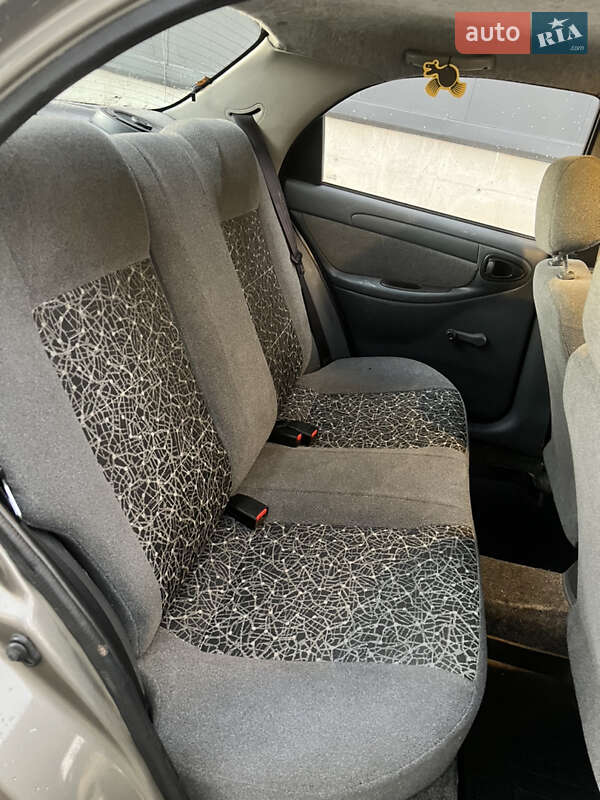 Седан ЗАЗ Lanos 2011 в Киеве