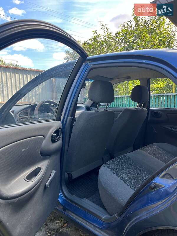 Седан ЗАЗ Lanos 2010 в Києві