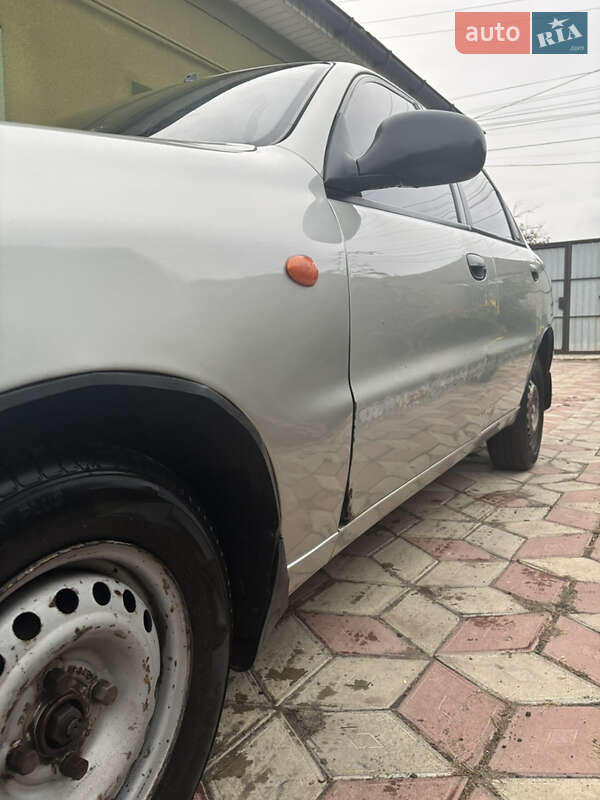 Седан ЗАЗ Lanos 2010 в Сумах