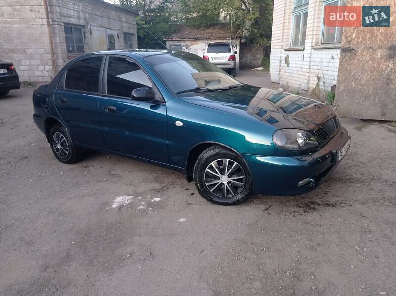 Седан ЗАЗ Lanos 2006 в Дніпрі