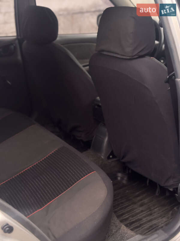 Седан ЗАЗ Lanos 2006 в Днепре