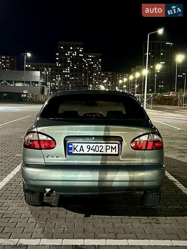 Седан ЗАЗ Lanos 2010 в Киеве