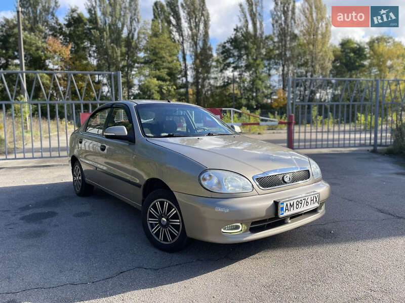 Седан ЗАЗ Lanos 2015 в Житомире