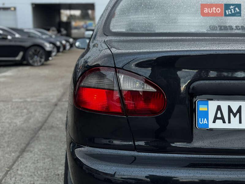 Седан ЗАЗ Lanos 2009 в Житомире