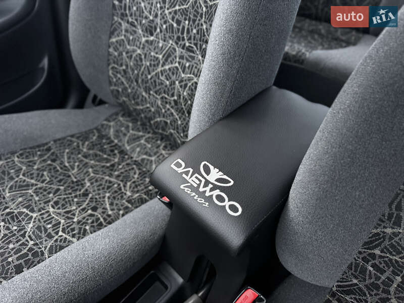 Седан ЗАЗ Lanos 2009 в Житомире