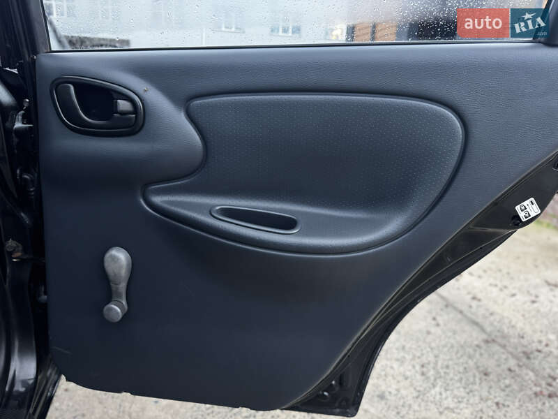 Седан ЗАЗ Lanos 2009 в Житомире