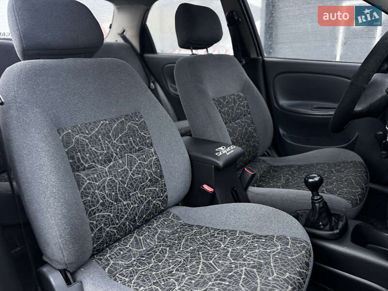 Седан ЗАЗ Lanos 2009 в Житомире