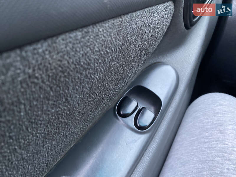 Седан ЗАЗ Lanos 2011 в Днепре