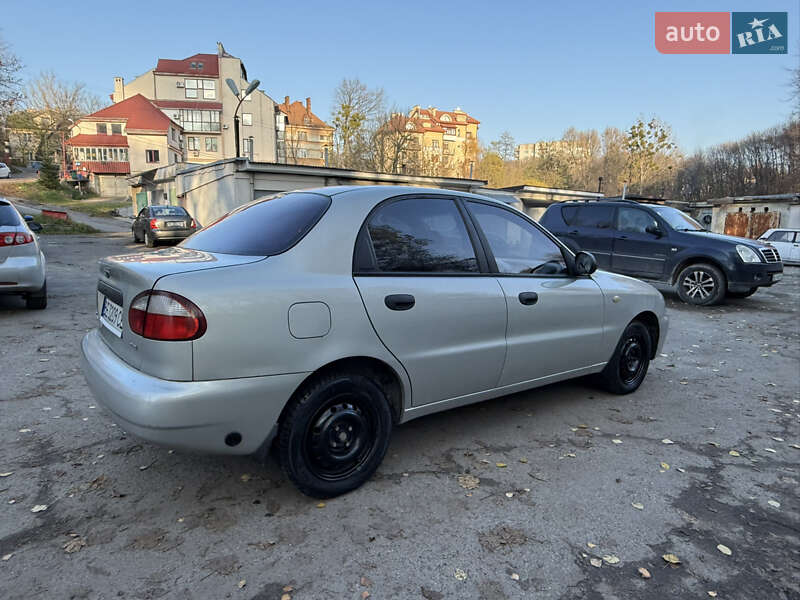 Седан ЗАЗ Lanos 2010 в Львові