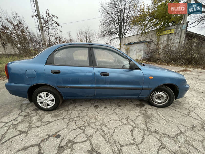 Седан ЗАЗ Lanos 2011 в Кам'янському