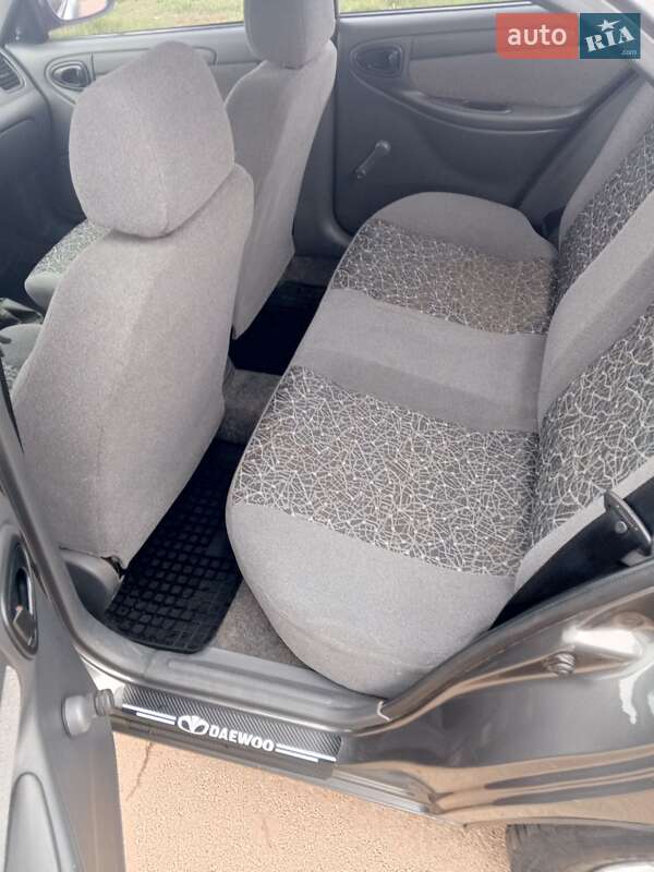 Седан ЗАЗ Lanos 2011 в Чернігові